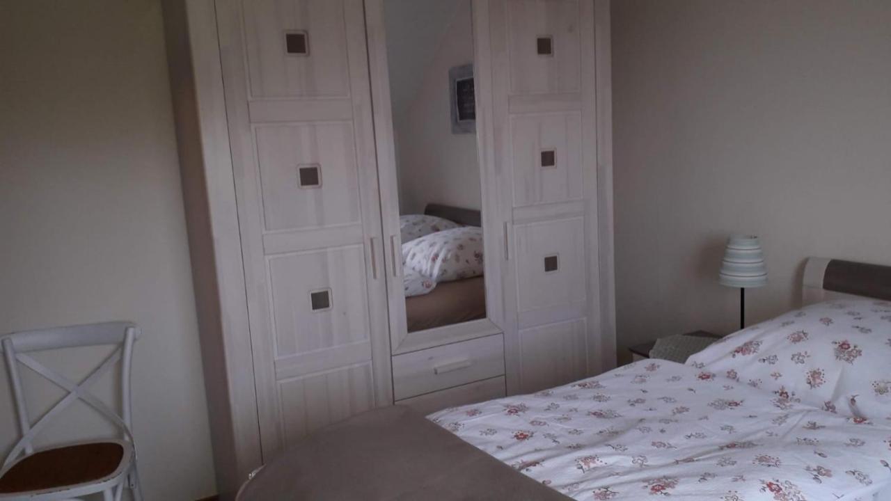 Ferienwohnung Am Dorfteich Fehmarn Bagian luar foto