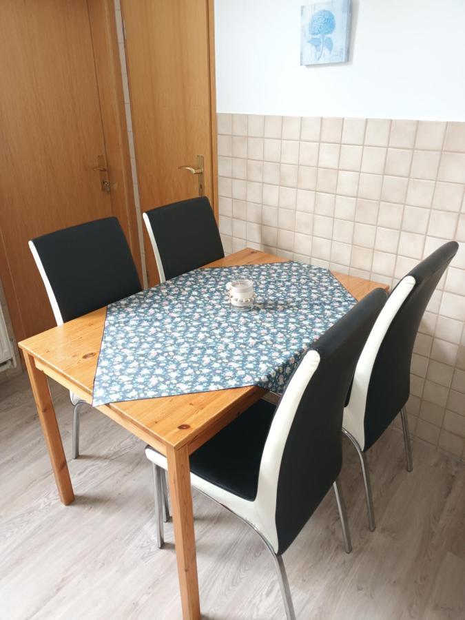 Ferienwohnung Am Dorfteich Fehmarn Bagian luar foto